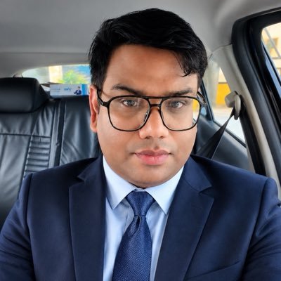 बादशाह तो वक़्त होता है,
इंसान तो यु ही गुरुर करता है.