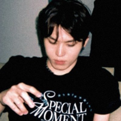 *♫~ ♥♥–/–^^” ..♥♥ .•*´¨`*•.¸¸.•*♫~ .•*´¨`*•.*♥::: ชอบกิน ชอบฟังเพลง ชอบสมบัติ💎 yg