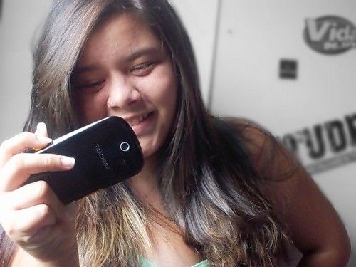 Sou uma garota amável e amo fazer amizades!bj