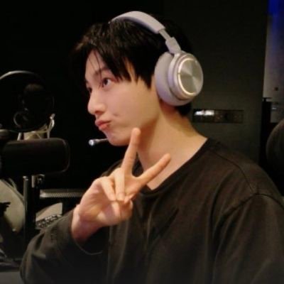 𝙰𝚁𝙸𝚁𝙰𝙽𝙶

Asıl hesap @peach4kth