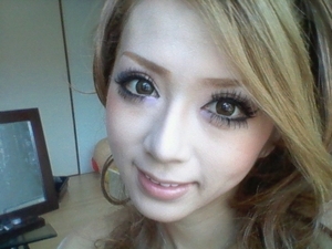 Hi! I'm from japan.I love Japanese gyaru culture(*ゝ∀・*)-☆ If you wish , share my tweet and contact me.
enjoy moreKawaii♪♪