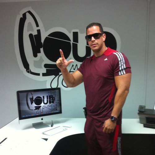 tutoloudmusic's profile picture. CEO & President of Loud Music casa disquera y manejo del duo de musica urbana Nova & Jory y de JP El Sinico