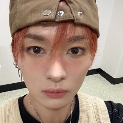 fan account - multifandom - ult groups: zb1, a2b & skz