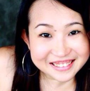 syndilim's profile picture. Diver, dreamer, creative strategist & wannabe yogi, writer & linguist. Hoping to change the world one creative idea at a time.