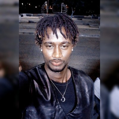 Footballer and Rapper
Stage name : PURPLEBLAXK
Futur Football Legend ⚽️💫

Lune Permanente 🌑 🟣
