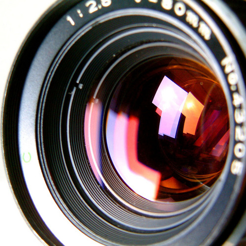 A non-automatic feed for urban photography within the Gothenburg area in Sweden.