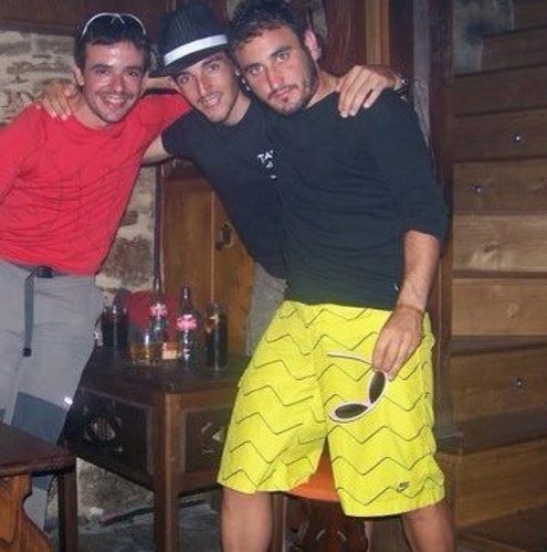 pegamentos's profile picture. Si quieres que algo te salga bien, no se lo cuentes a nadie jijij