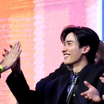 🩵ESFJ — 
ғᴀᴠᴏʀɪᴛᴇ ᴀʀᴛɪsᴛ : @tawan_v 🌞@newwiee 🐻‍❄️ #POLCASAN  @chimonac 💛

#SIRIXTawanNewwiee
#Sirisirireview