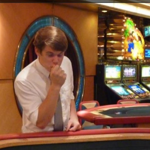 DFBCOB's profile picture. Uni student