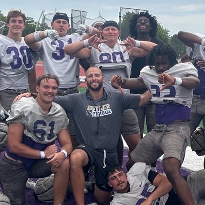 Father to Braxton | Husband to Morgan | Co-DC / Linebackers Coach @ButlerGrizzlyFB | Faith. Family. Football. #CountOnMe #BUCOBuilt