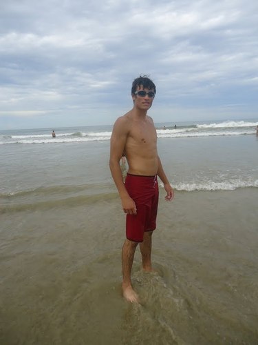 Eu sei que não sou nada e que talvez nunca tenha tudo. Aparte isso, eu tenho em mim todos os sonhos do mundo.