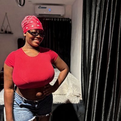 Love is my language 💕 |  

Deep connections, sweet vibes & real heart energy only ✨