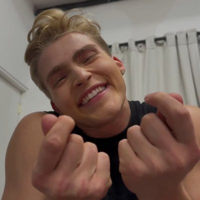 nævis calling