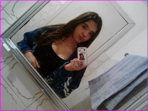 ooooi minha monga ;3  so vim aki te dizer qe te amoo mtomto minha linda ... sabe qe pode conta cmgo pra tudo (y'  É  noix amor \o p. @PodeserNovinha_