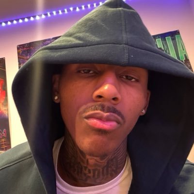 ig: Ihatekell
I like pretty girlz