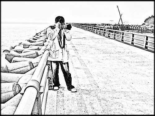 gagpeople's profile picture. 천안,찍사,#연구연구소연구원,왼손잡이,고집불통,엽기적좌파,건드려도 폭파안함,불발탄