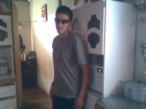 mauricio guzman es mi facebook para que me busques y me mande la solicitudes
