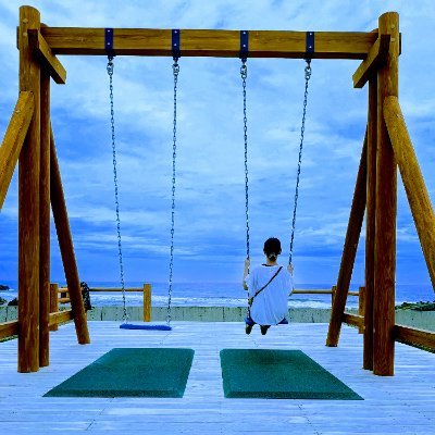 今 雷鳴が胸を叩く もがきながらまっすぐに立てと