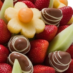 Delivering fresh ideas daily with our range of chocolate, fruit & cake pop bouquets.