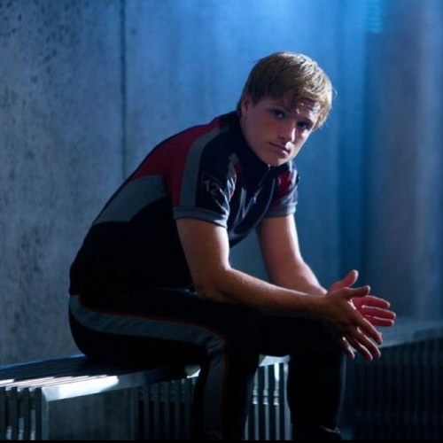 PeetaMelllark's profile picture. You here to finish me off, sweetheart? I'm Peeta Mellark. I fell in love with The Girl On Fire. [RP]