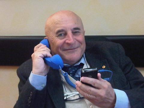 Manager c/o gruppo Ucimu .Esperto di calcio ,interista.Cura la rubrica L'angolino di Mariotti su https://t.co/87Y8FrN6qB