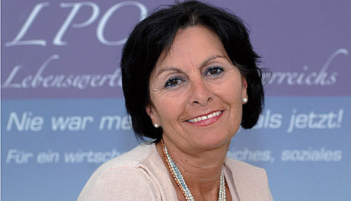 ChristaKoefler's profile picture. Herausgeberin des Magazins: Lebenswert, das Informationsmagazin für eine nachhaltige Lebensweise sowie Parteileiterin der LebenswertenParteiÖsterreich.