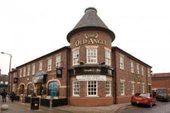 Lloyds No.1 Bar - 20-28 Cleveland Street, Doncaster! Great deals on food and drink throughout the week! 5* Food Hygiene