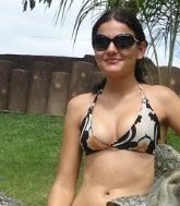 CarineBrocanelli,17 anos,Solteira né *-*
maais alguma coisa?
Msn: carinenatielli@hotmail.com (y'