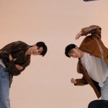 :¨ ·.· ¨: luv
 ` · seakeen🦦🦞
tt : miumiukeen3💟🧘🏻‍♀️
(weirdo101ทุกวันศุกร์ 20:30 ช่อง 31 )🌠
