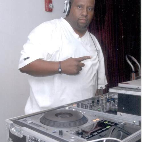 dj_tiwan's profile picture. 