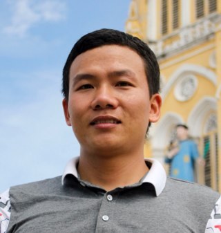 quangroma's profile picture. 