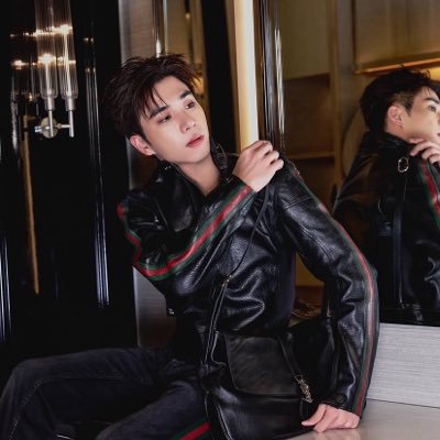 she / 19y

#PerthSanta •lil devil•
#GeminiFourth 

skz/lngshot/p1harmony