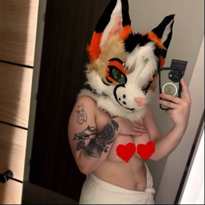 Hey~ just a horny puppy Here, don’t mind me💕
 Collared/Closed🐺🐶 
🔞MDNI