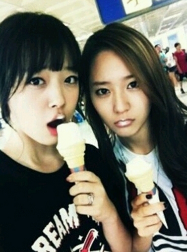 크리스탈 정수정 하이킥 축구 휴식 방학 베가 안드로이드 겨울 크리스탈 짱 트위터 수학1 영어 무한도전 런닝맨 안수정 찬양가