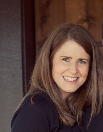 mendinsarashart's profile picture. 