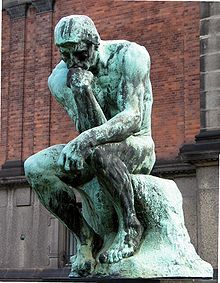 Es el estudio de una variedad de problemas fundamentales acerca de cuestiones como la existencia, el conocimiento, la verdad, la moral, la belleza, la mente.