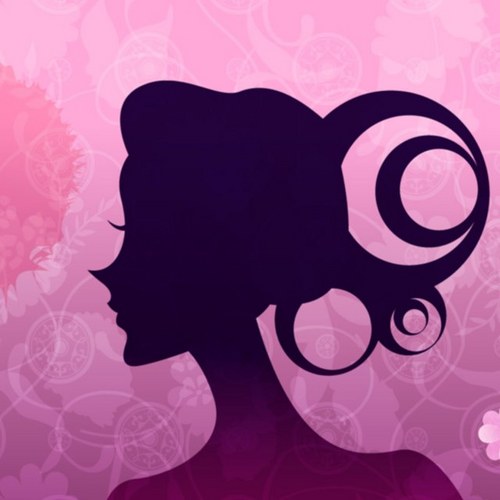 lyzajalyl's profile picture. 