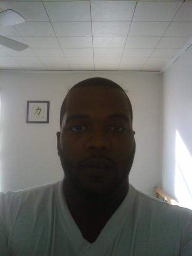 yo what's up yo is the boy rog yeah I'm on twitter now trying to get this thing poppin need some followers so hit me up (early never late) lmao