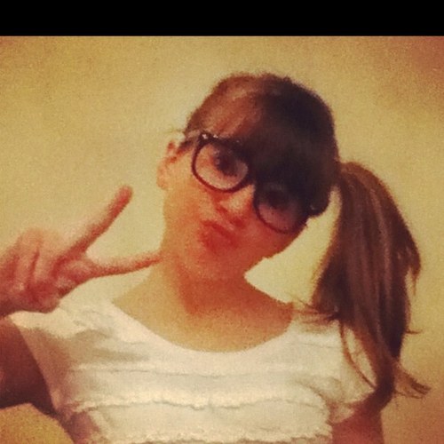 zoemaec's profile picture. bbm pin -29F68070