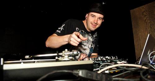 DjJonnyD's profile picture. DJ/Musician/Producer & Wanna-be Comedian