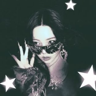lkjhgfdsagl Profile Picture
