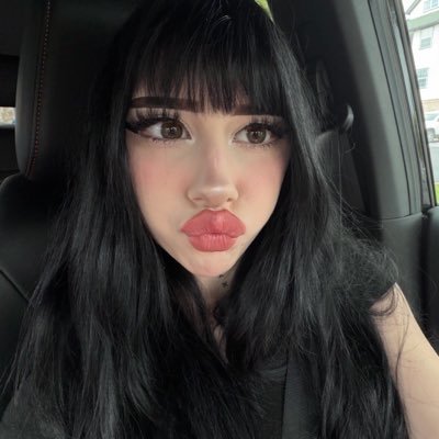 goth but approachable