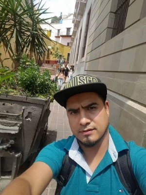 Amigable, bueno en la cama