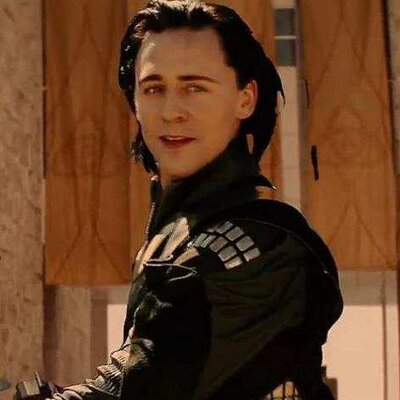 11 Of Tom Hiddlestons Loki Hairstyles Ranked