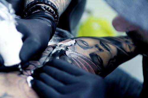 tattoo artist and oil painter based in the south west. http://t.co/RB23PA8z3p