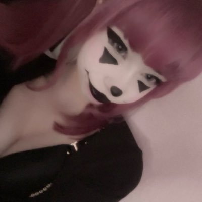20 | Female | Switch Sub Lean