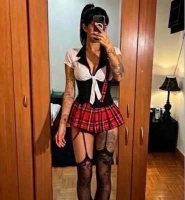 REGIA 🤠 hago 📸 y otras cositas 🫦💅🏻🧎‍♀️ 👇🏼en este enlace está todo 🧲👇🏼 MILF 

https://t.co/HRBEFarVuE