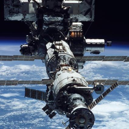 I notify you when/which direction the satellites(HST,ISS,etc) will fly over Seoul,SouthKorea.If else,plz refer my url.made by @hisashin