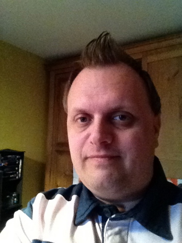 Hi 2 every1 hu know's me,i enjoy watching tv/going 2 the cinema/the internet/shopping/driving & days out plus others fun things! ;-)