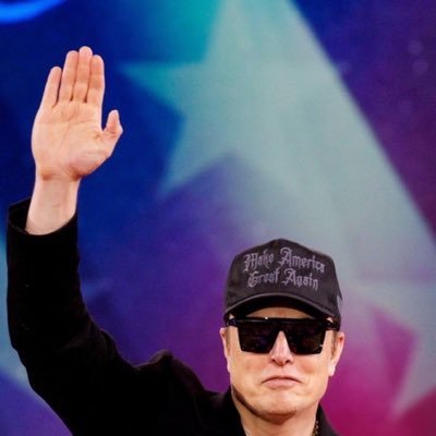 Entrepreneur
🚀| Spacex • CEO & CTO
🚔| Tesla • CEO and Product architect 
🚄| Hyperloop • Founder 
🧩| OpenAI • Co-founder
👇🏻| Build A 7-fig IG